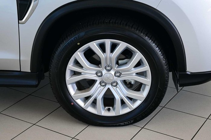 2025 Mitsubishi ASX LS