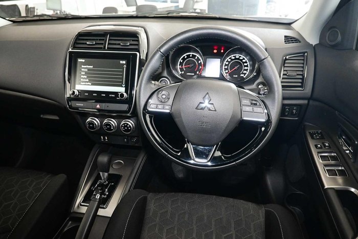 2025 Mitsubishi ASX LS