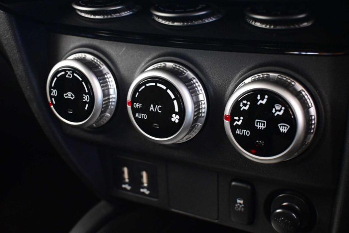 2025 Mitsubishi ASX LS