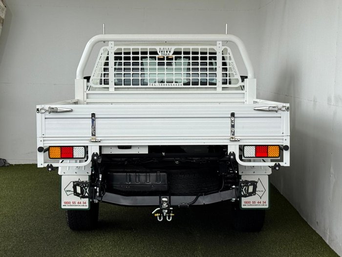 2025 Mitsubishi Triton GLX