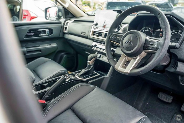 2025 Mitsubishi Triton GLS MV MY25 4X4 Dual Range White Diamond