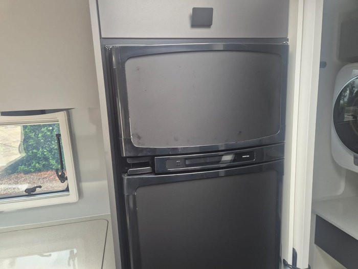 2025 New Age Caravans Manta Ray 16Er Adv