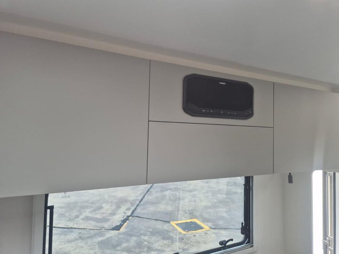 2025 New Age Caravans Manta Ray 16Er Adv