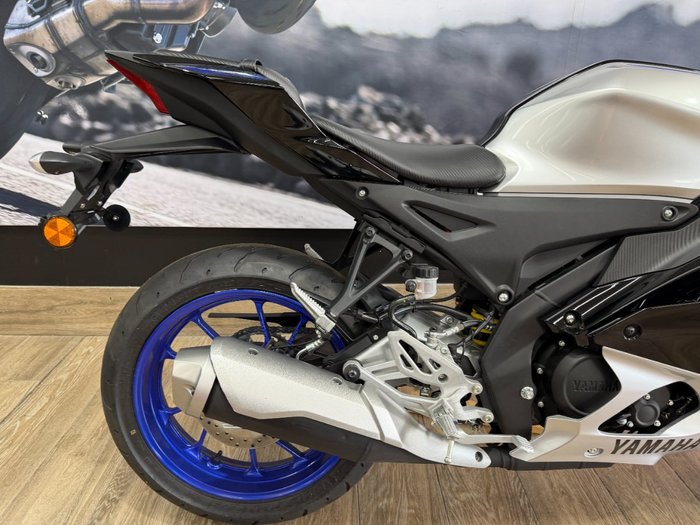 2024 Yamaha YZF-R15M WHITE