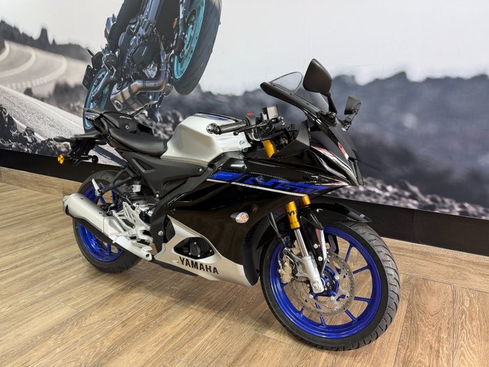 2024 Yamaha YZF-R15M WHITE