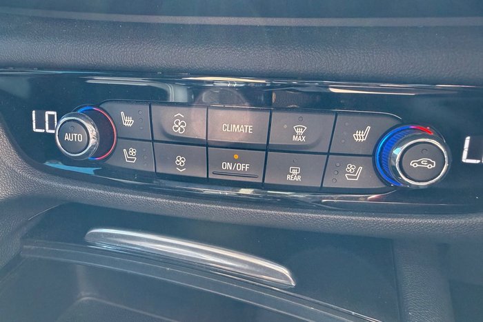 2018 Holden Calais V