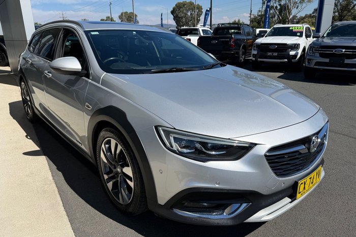 2018 Holden Calais V