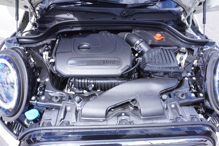 2022 MINI Hatch Cooper Classic