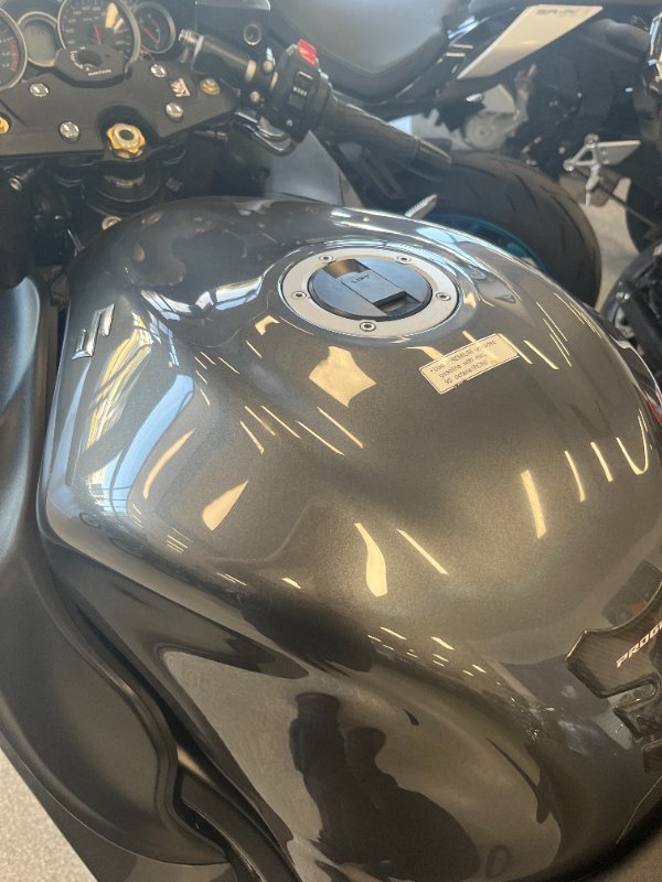 2021 Suzuki GSX1300RA (HAYABUSA) SILVER