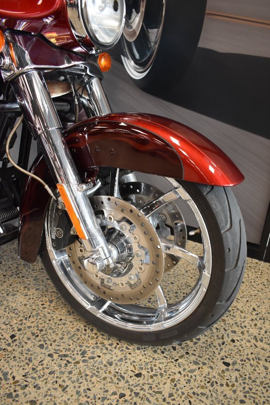2012 Harley-davidson CVO STREET GLIDE MAROON