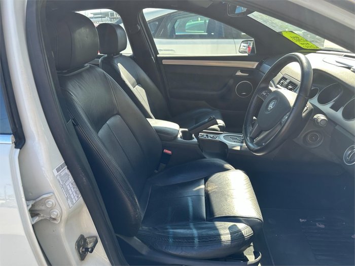 2009 HOLDEN CAPRICE WM MY09.5 White