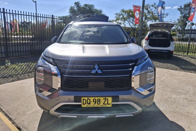 2022 MITSUBISHI OUTLANDER LS 7 SEAT (AWD)