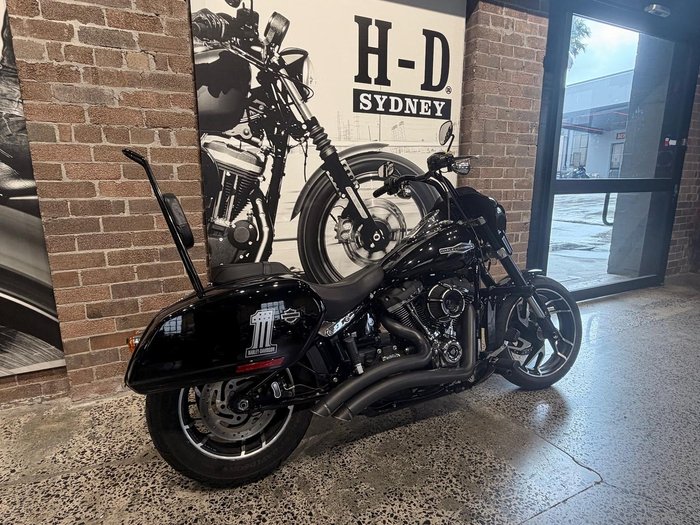 2020 Harley-Davidson Sport Glide 107 (FLSB) Softail Black