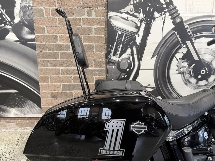 2020 Harley-Davidson Sport Glide 107 (FLSB) Softail Black