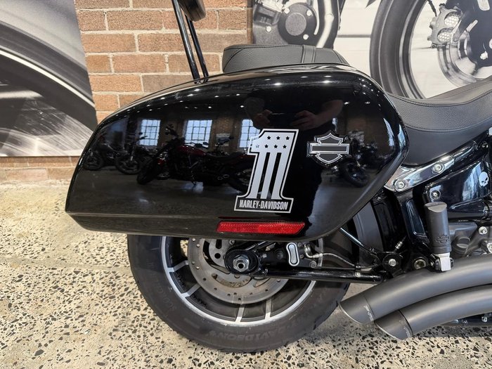 2020 Harley-Davidson Sport Glide 107 (FLSB) Softail Black