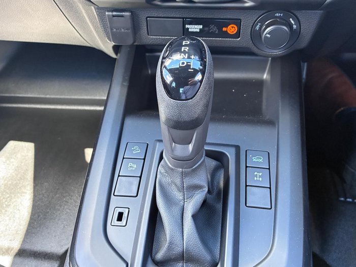 2025 Isuzu D-MAX X-RIDER