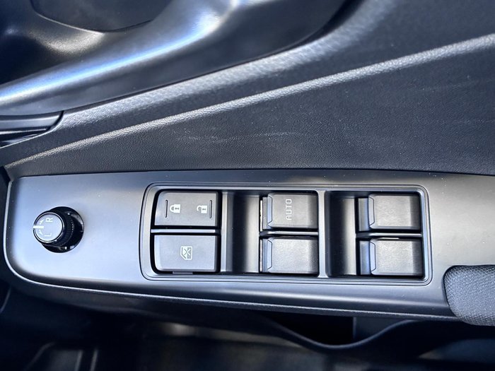 2025 Isuzu D-MAX X-RIDER