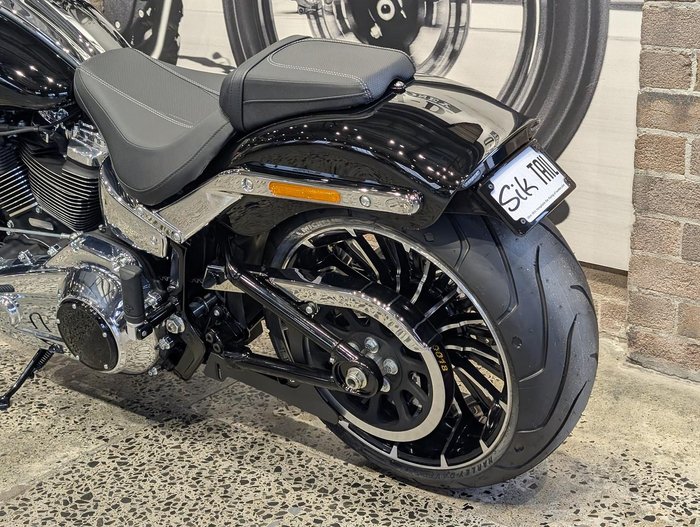 2025 Harley-Davidson Breakout 117 (FXBR) Softail Black