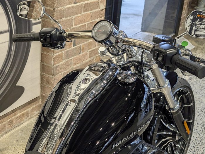 2025 Harley-Davidson Breakout 117 (FXBR) Softail Black