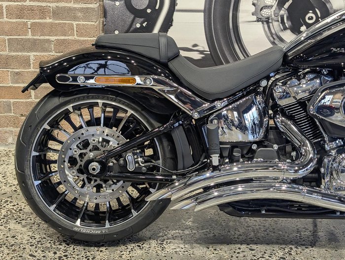 2025 Harley-Davidson Breakout 117 (FXBR) Softail Black