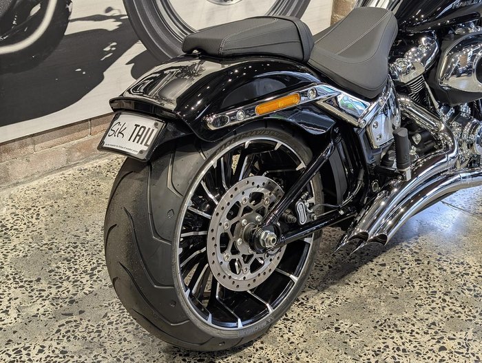 2025 Harley-Davidson Breakout 117 (FXBR) Softail Black