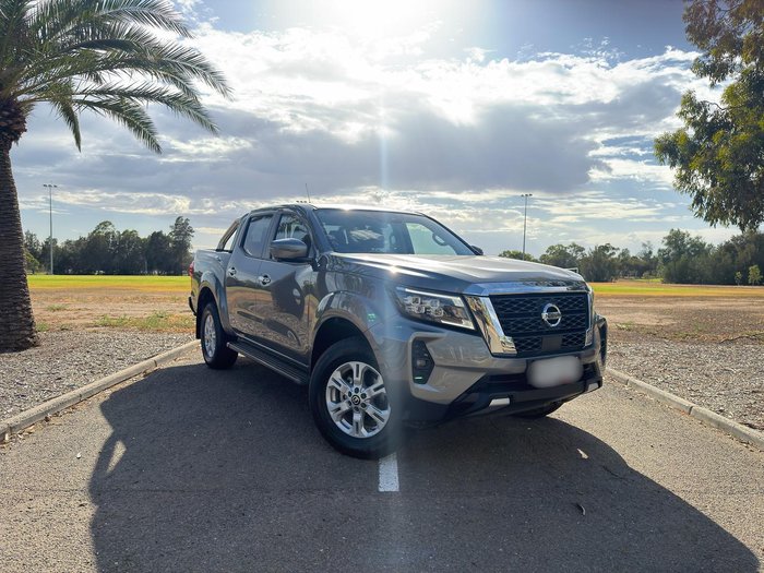 2024 Nissan Navara ST