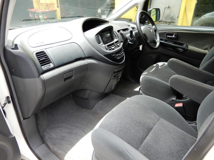 2003 Toyota Estima Aeras ACR30 White