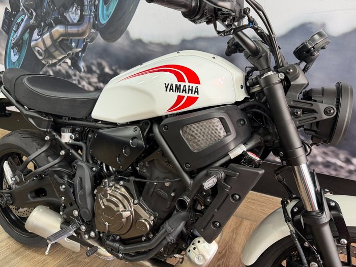 2025 Yamaha XSR700