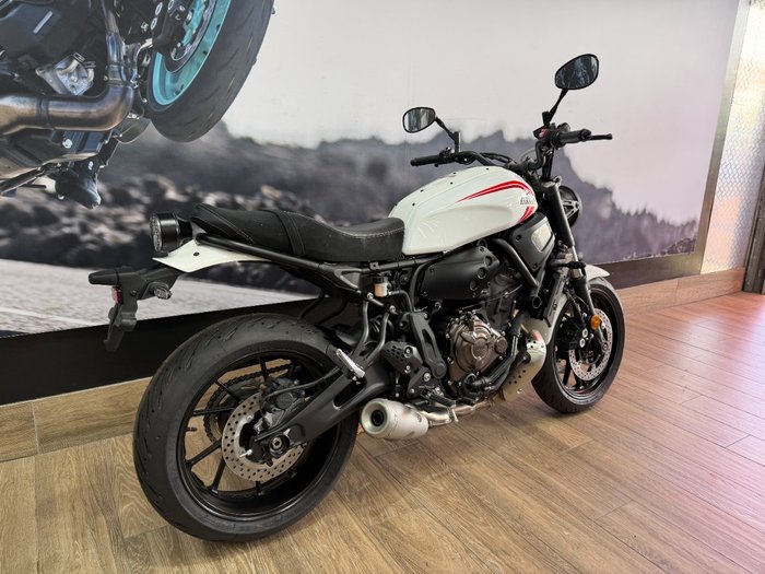 2025 Yamaha XSR700