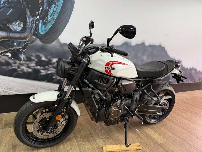 2025 Yamaha XSR700