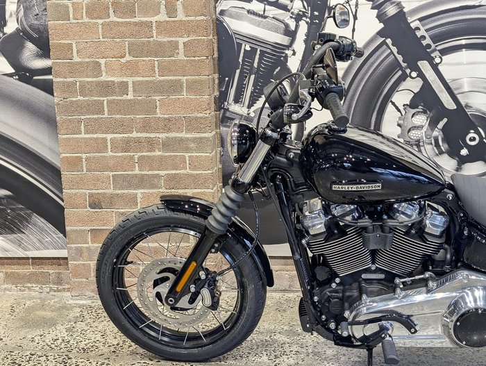 2025 Harley-Davidson Street Bob 117 (FXBB) Softail Black