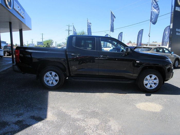 2025 Mitsubishi Triton GLX+