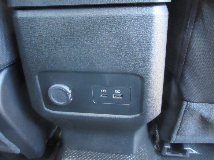 2025 Mitsubishi Triton GLX+