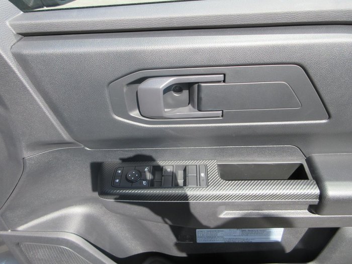 2025 Mitsubishi Triton GLX+