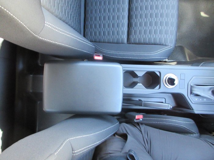 2025 Mitsubishi Triton GLX+