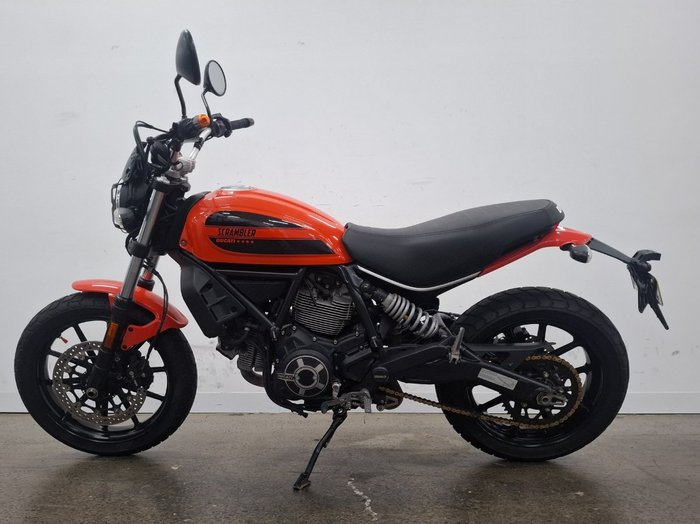 2016 DUCATI SCRAMBLER SIXTY2 Orange