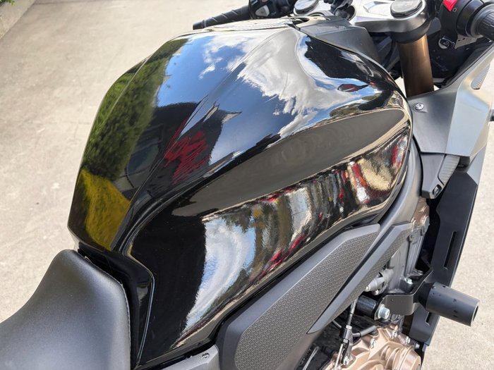 2022 Honda CBR650R Black