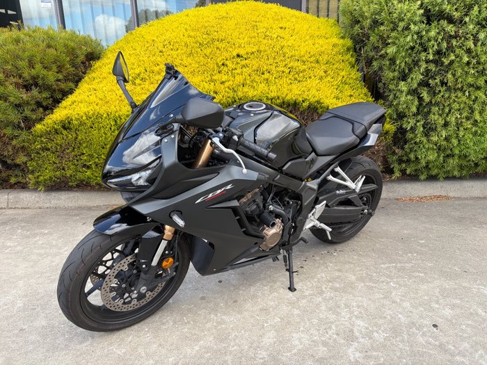 2022 Honda CBR650R Black