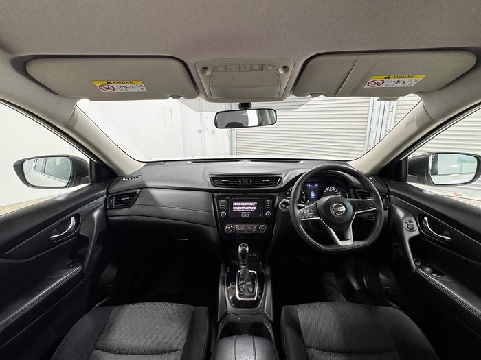 2022 Nissan X-TRAIL ST