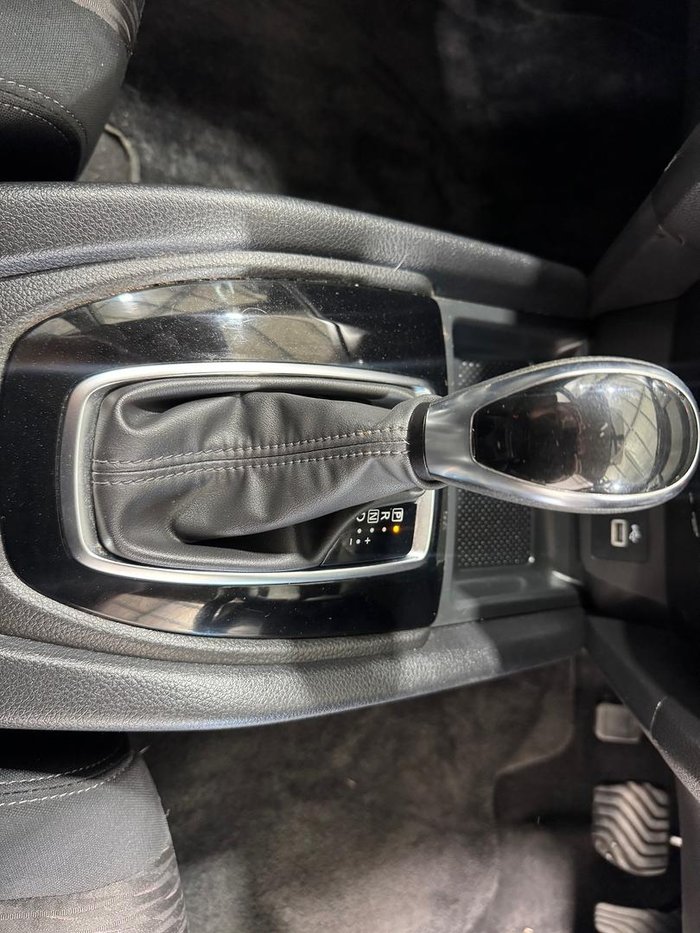 2022 Nissan X-TRAIL ST