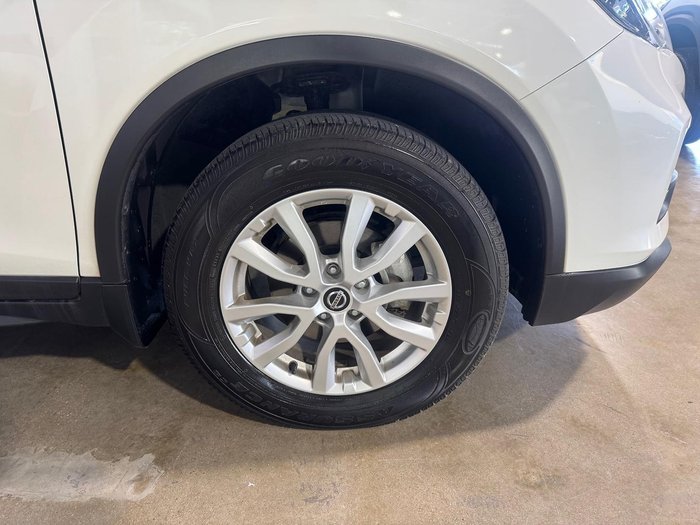 2022 Nissan X-TRAIL ST