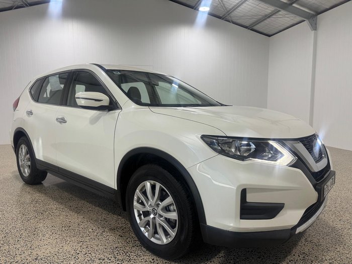 2022 Nissan X-TRAIL ST