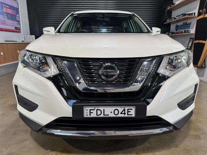 2022 Nissan X-TRAIL ST