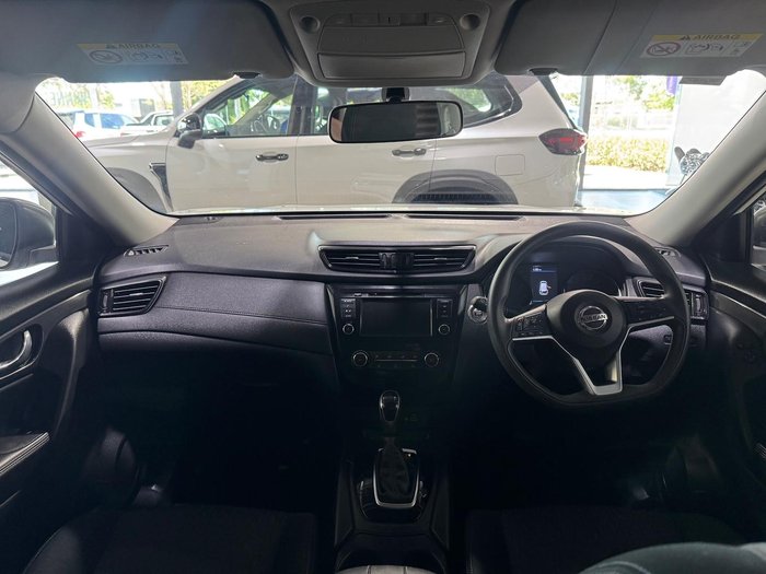 2022 Nissan X-TRAIL ST