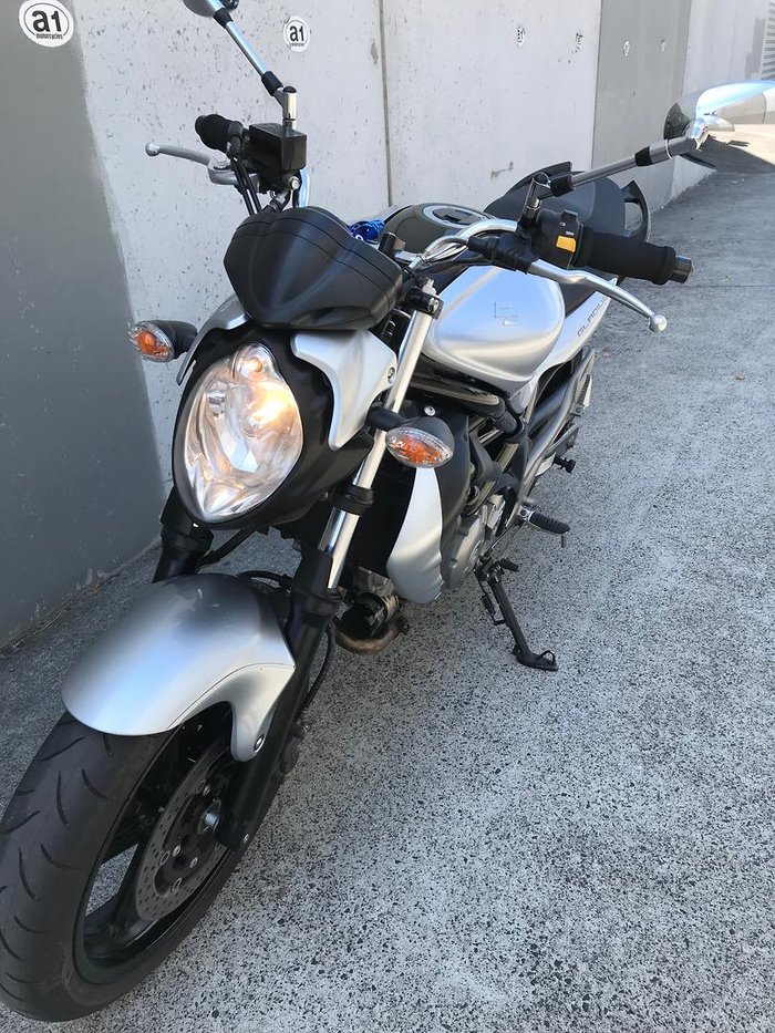 2010 Suzuki Gladius 650 (SFV650)