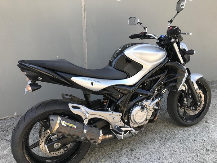 2010 Suzuki Gladius 650 (SFV650)