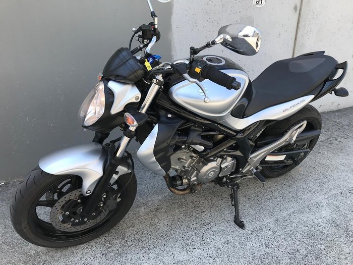2010 Suzuki Gladius 650 (SFV650)