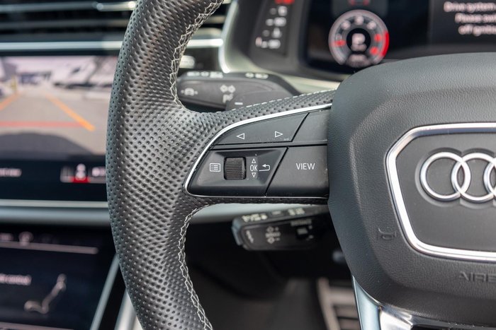 2022 Audi Q7 50 TDI S line