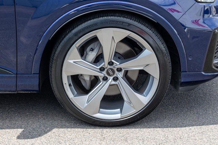 2022 Audi Q7 50 TDI S line