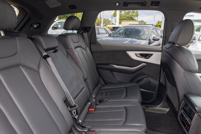 2022 Audi Q7 50 TDI S line